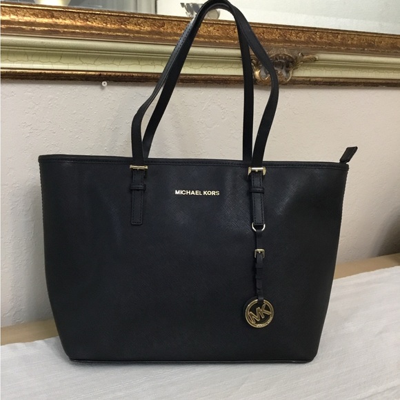Michael Kors Black Jet Set tote - Picture 1 of 11